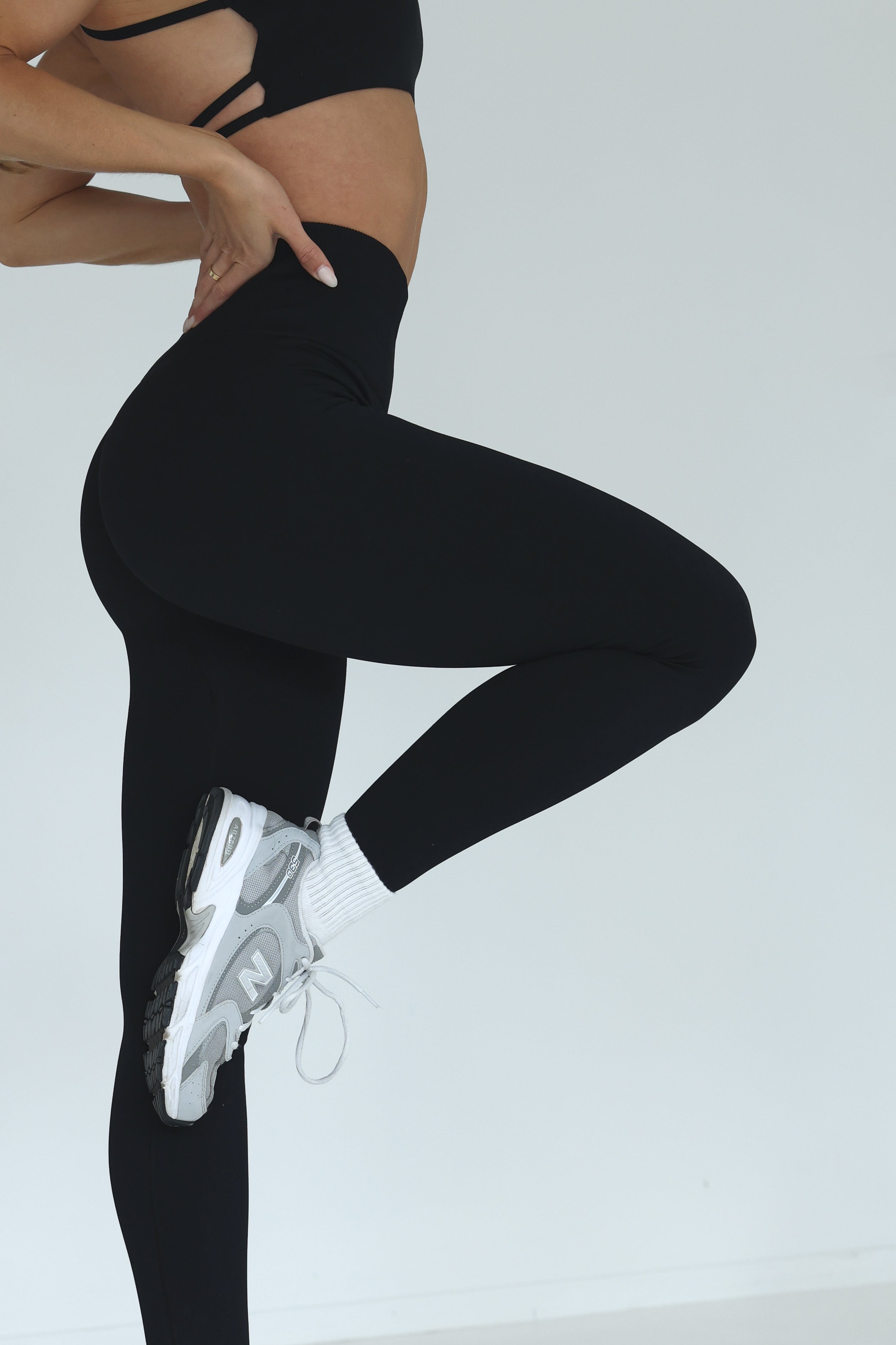 Sculpt scrunch leggings: black