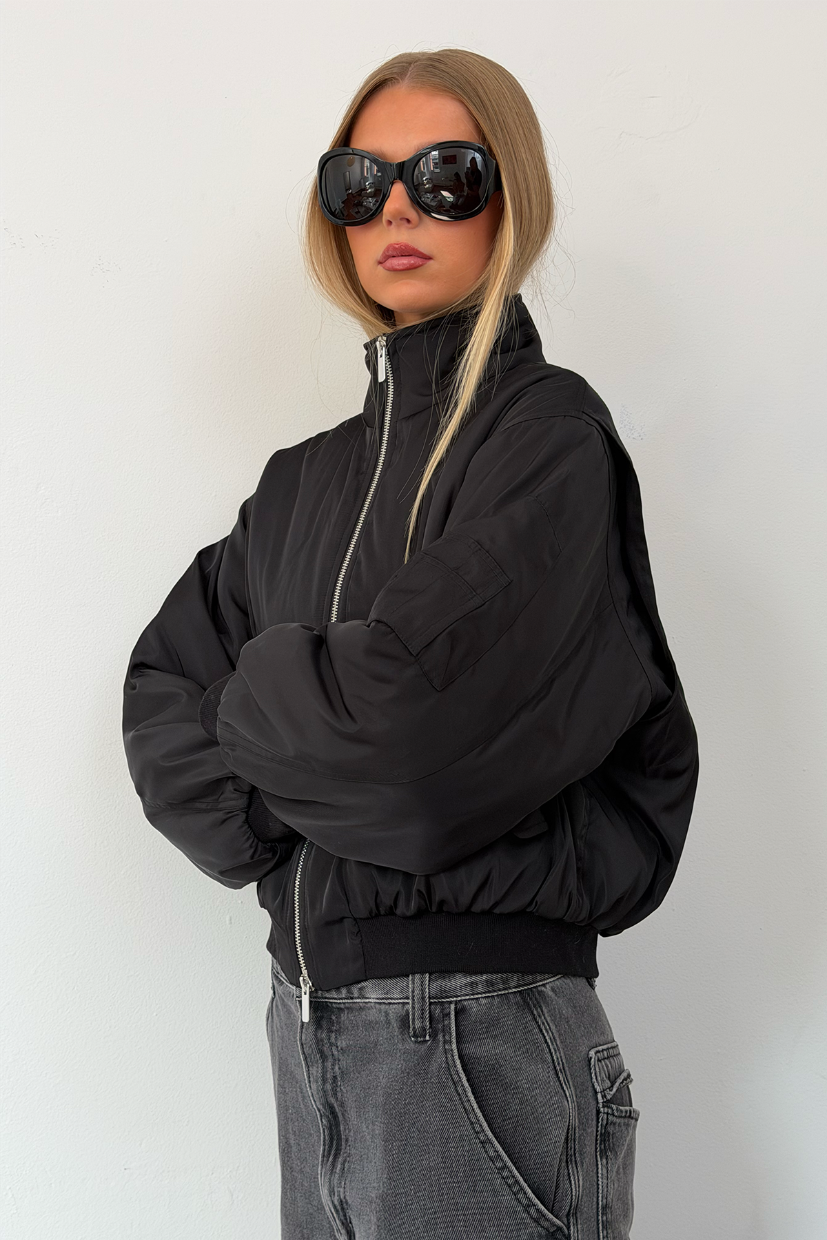 Capsule Bomber Jacket HNTR THE LABEL