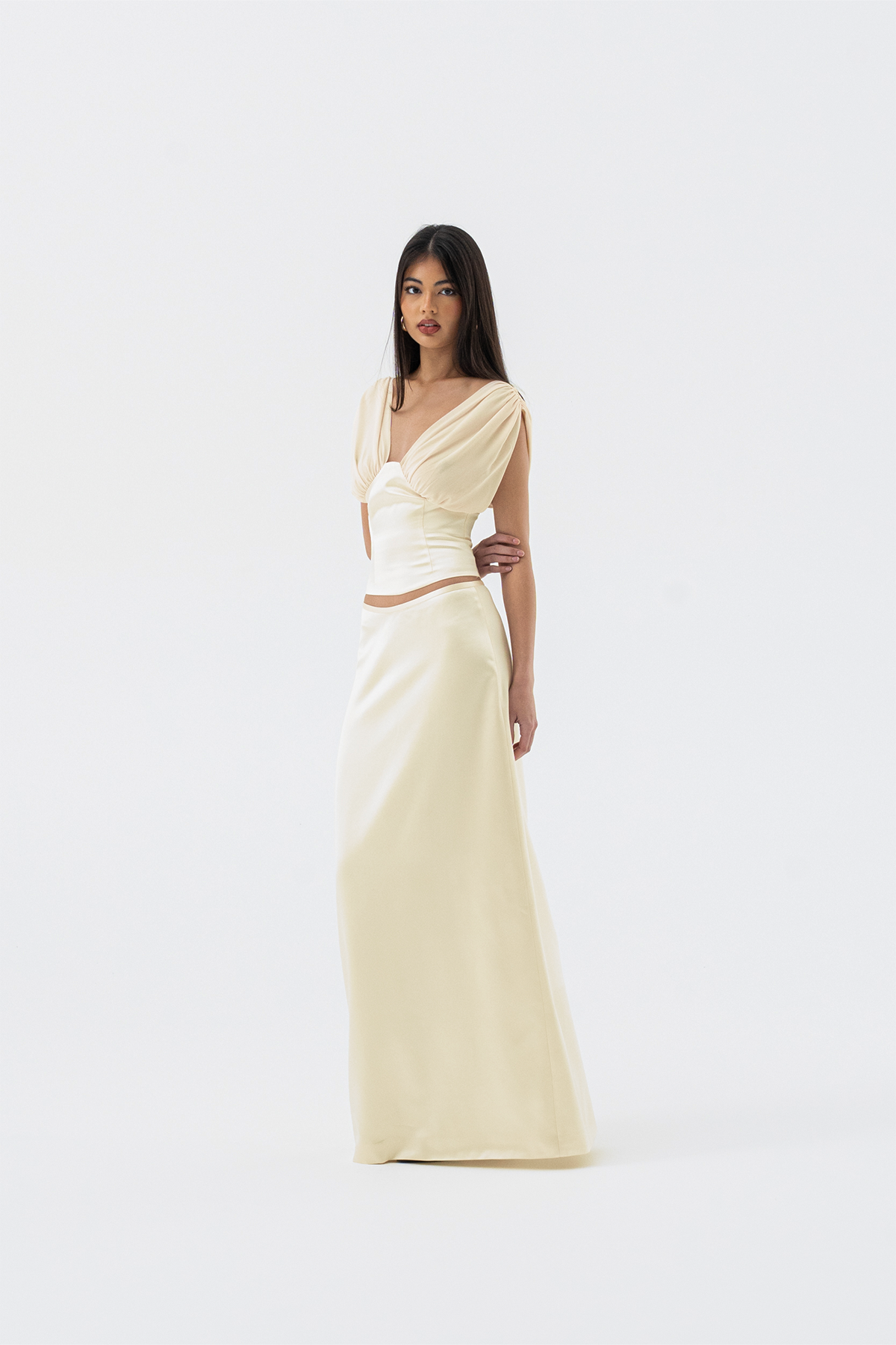 KAIA GOWN | CHAMPAGNE HNTR THE LABEL