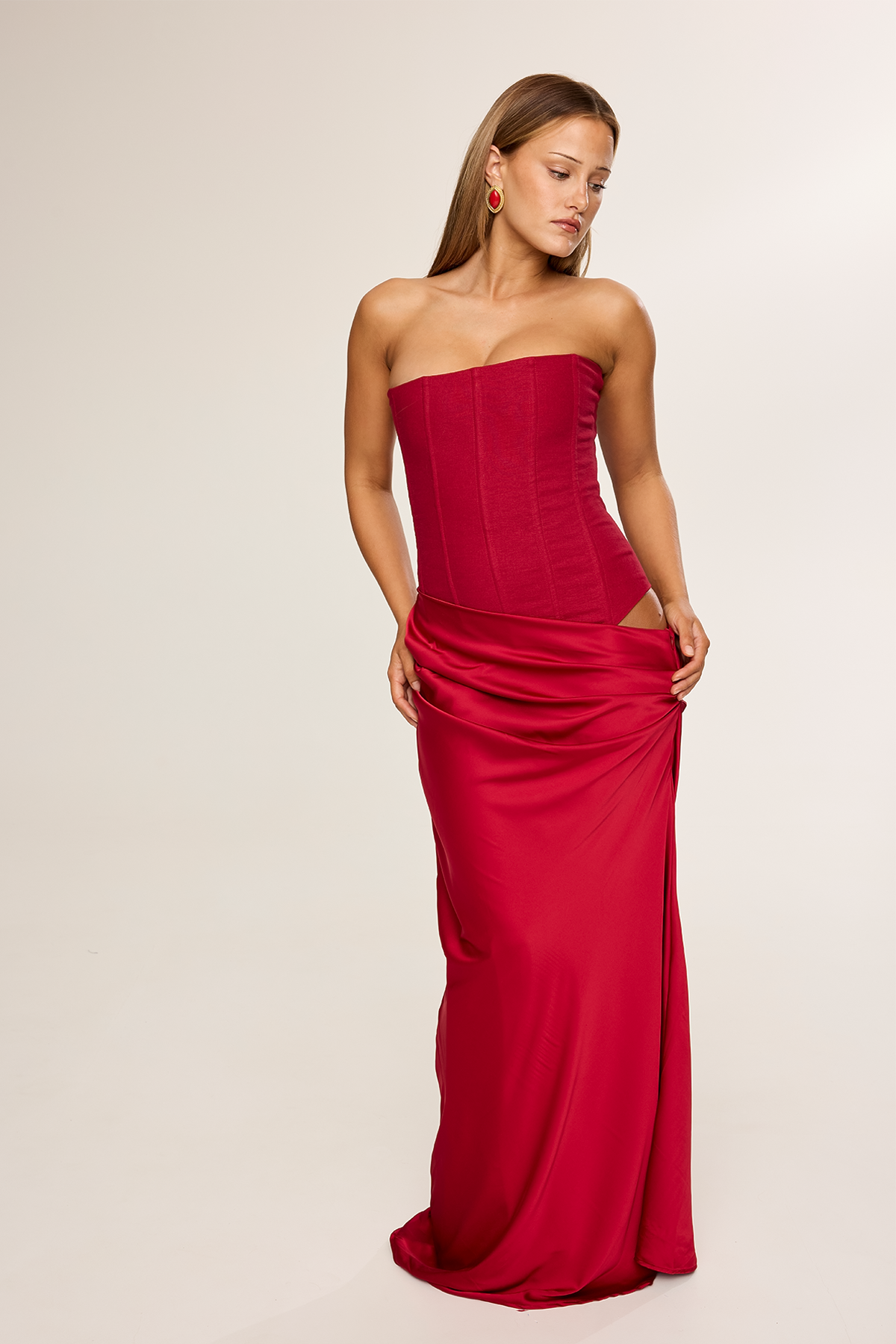 HUXLEY GOWN | WINE