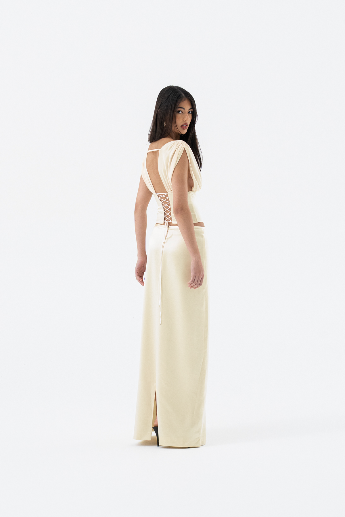 KAIA GOWN | CHAMPAGNE HNTR THE LABEL