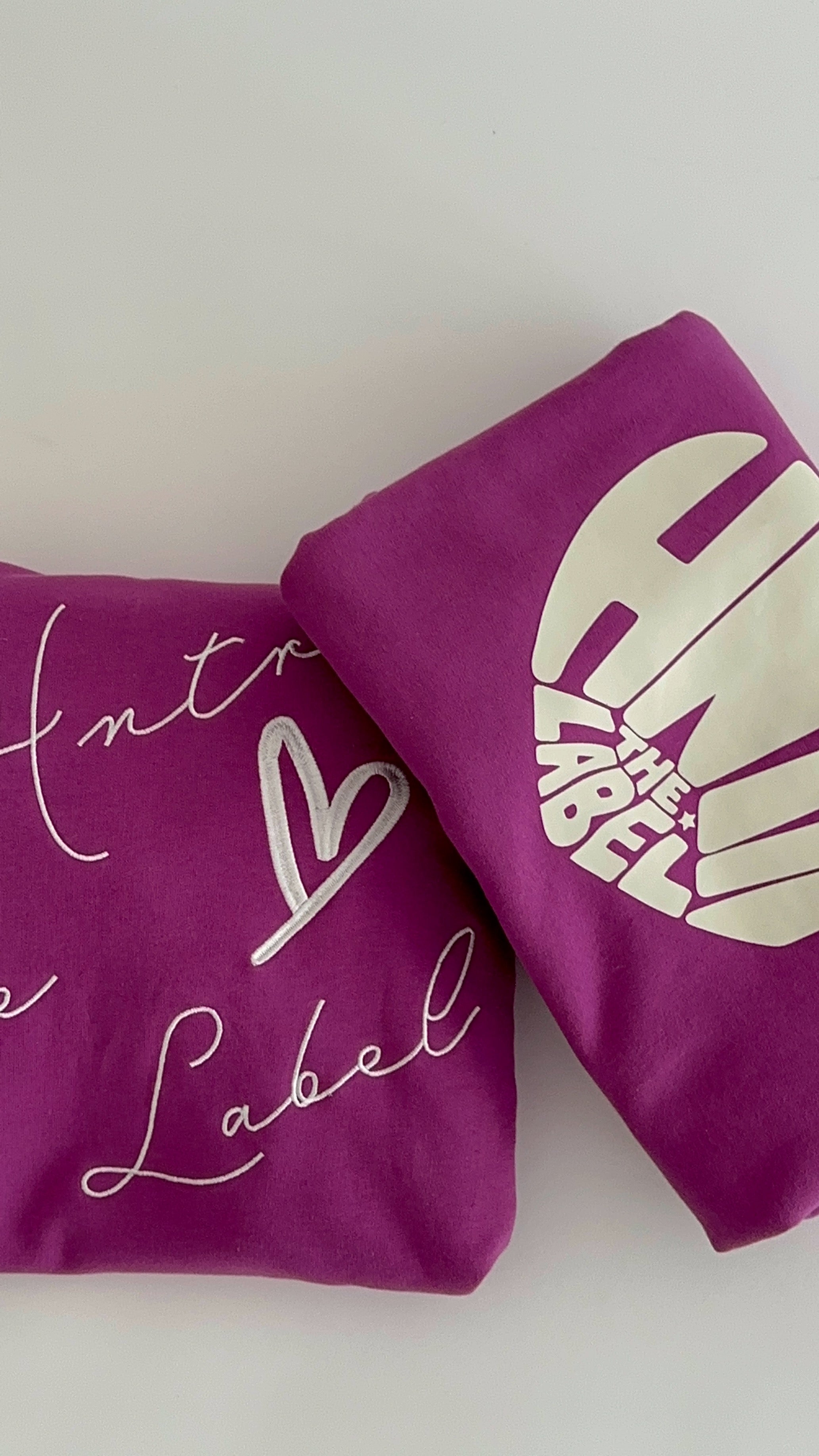 STUDIOS HOOD: MAGENTA
