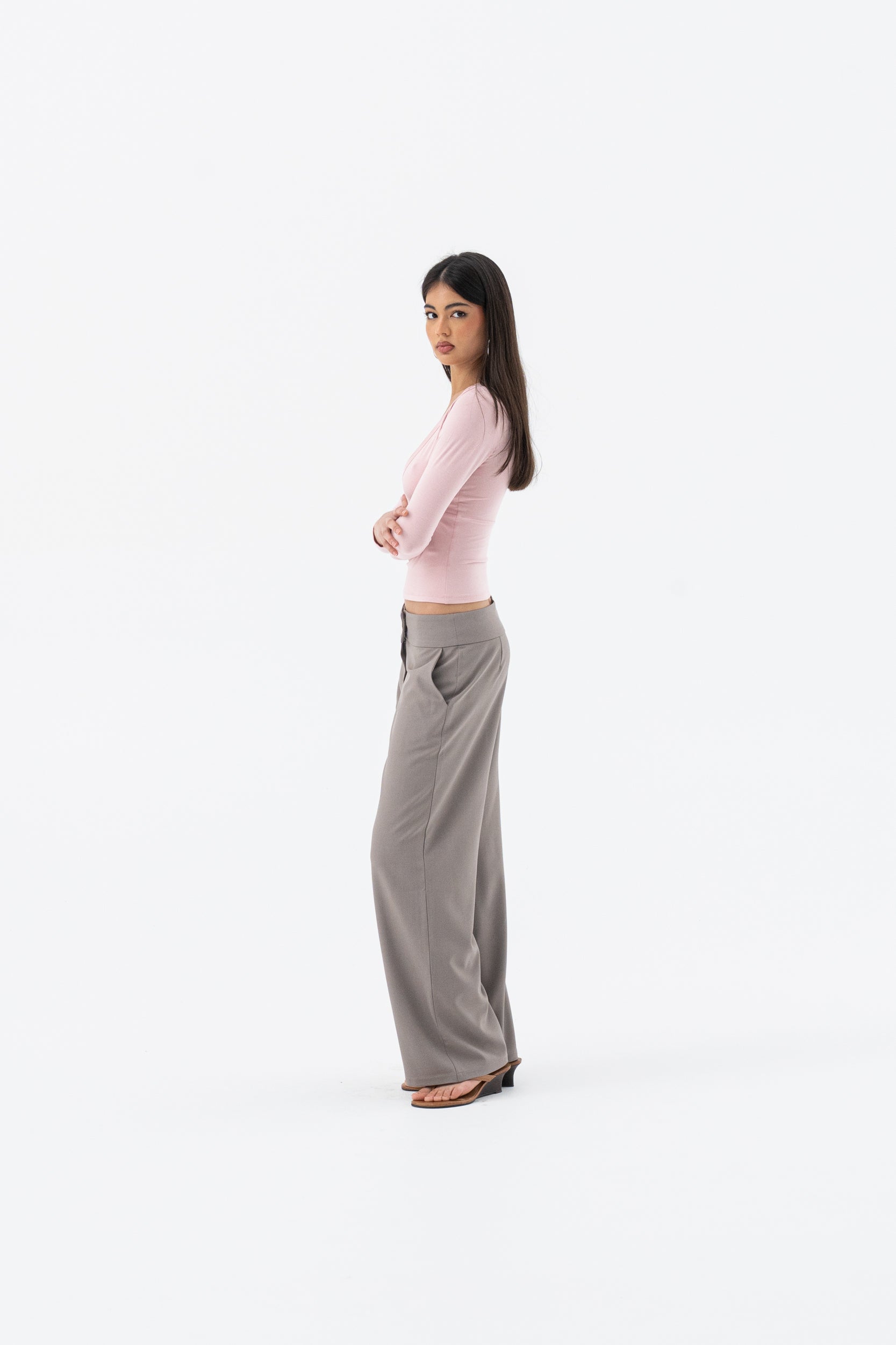 SOF LOW RISE PANT | GREY HNTR THE LABEL