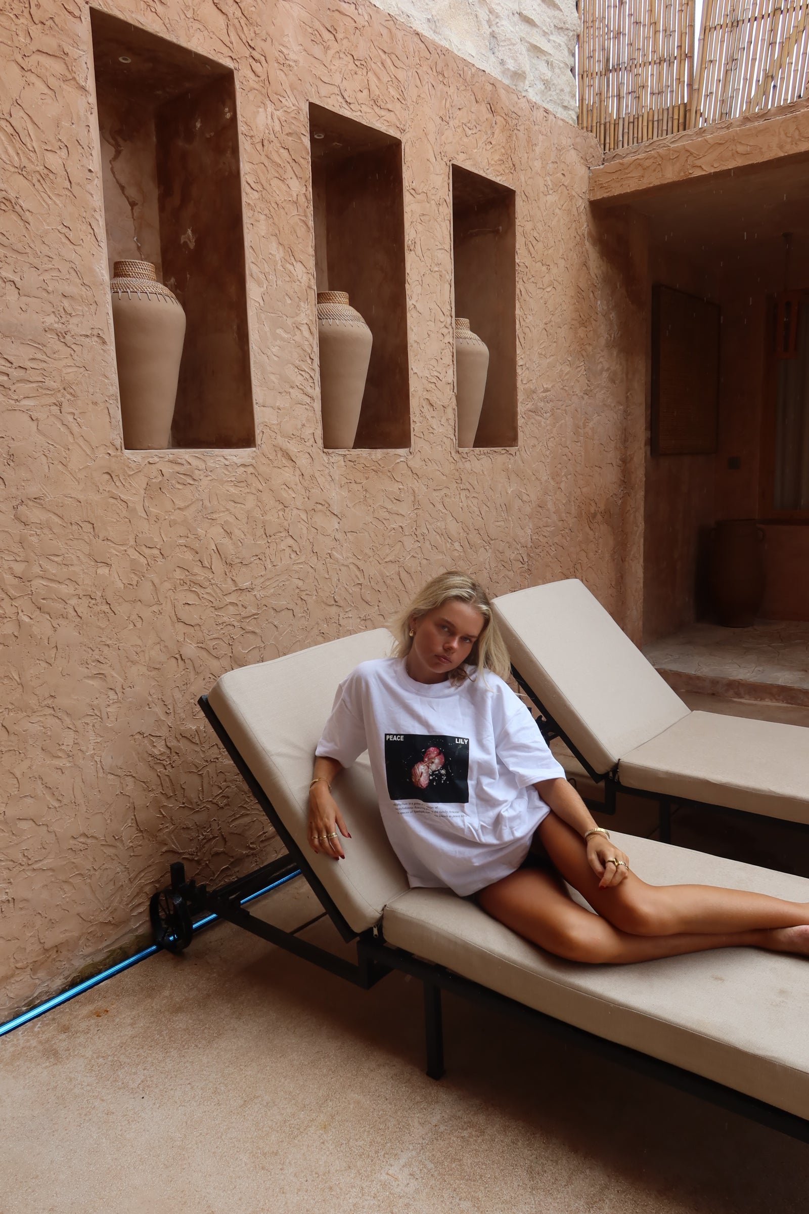 Boyfriend Tee | Peace Lily