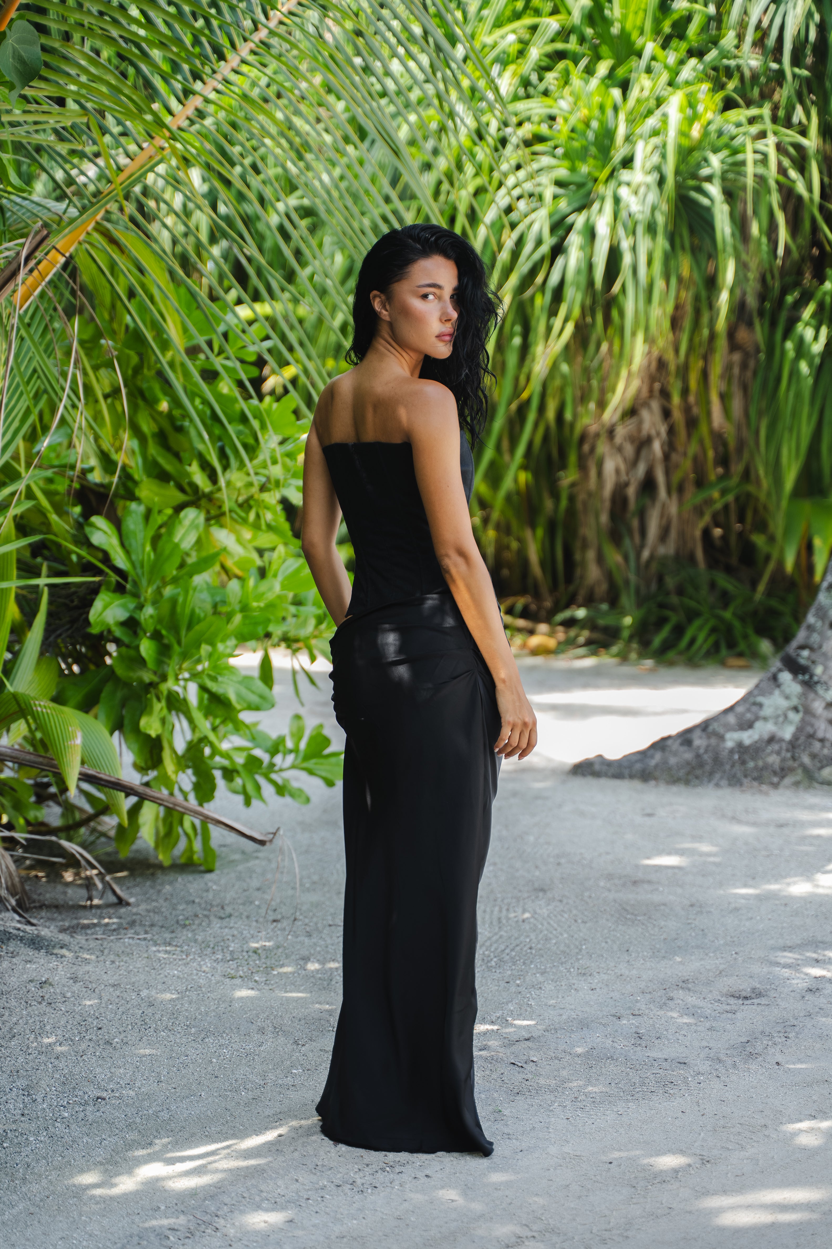 HUXLEY GOWN | BLACK