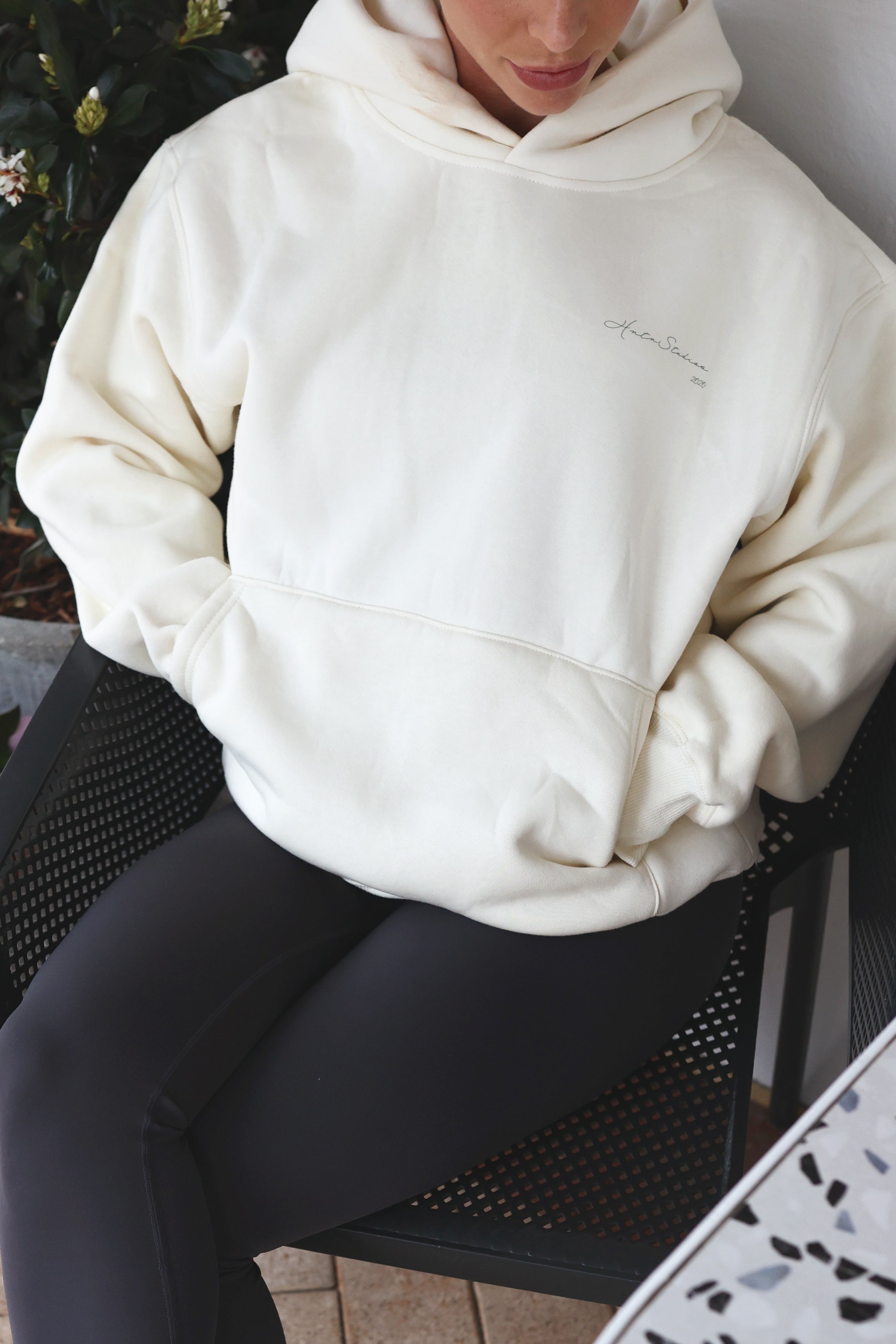 hntr active hood: buttercream