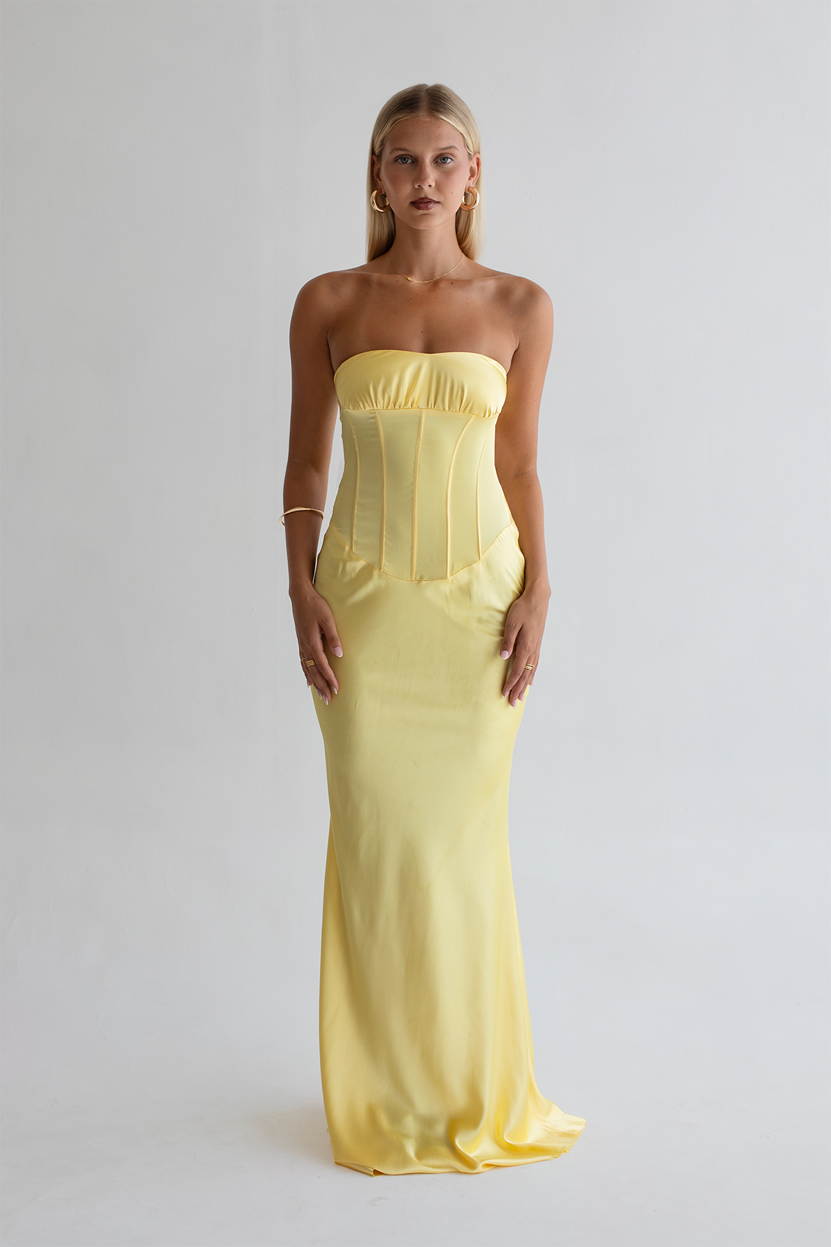 ASHTON GOWN - SUN