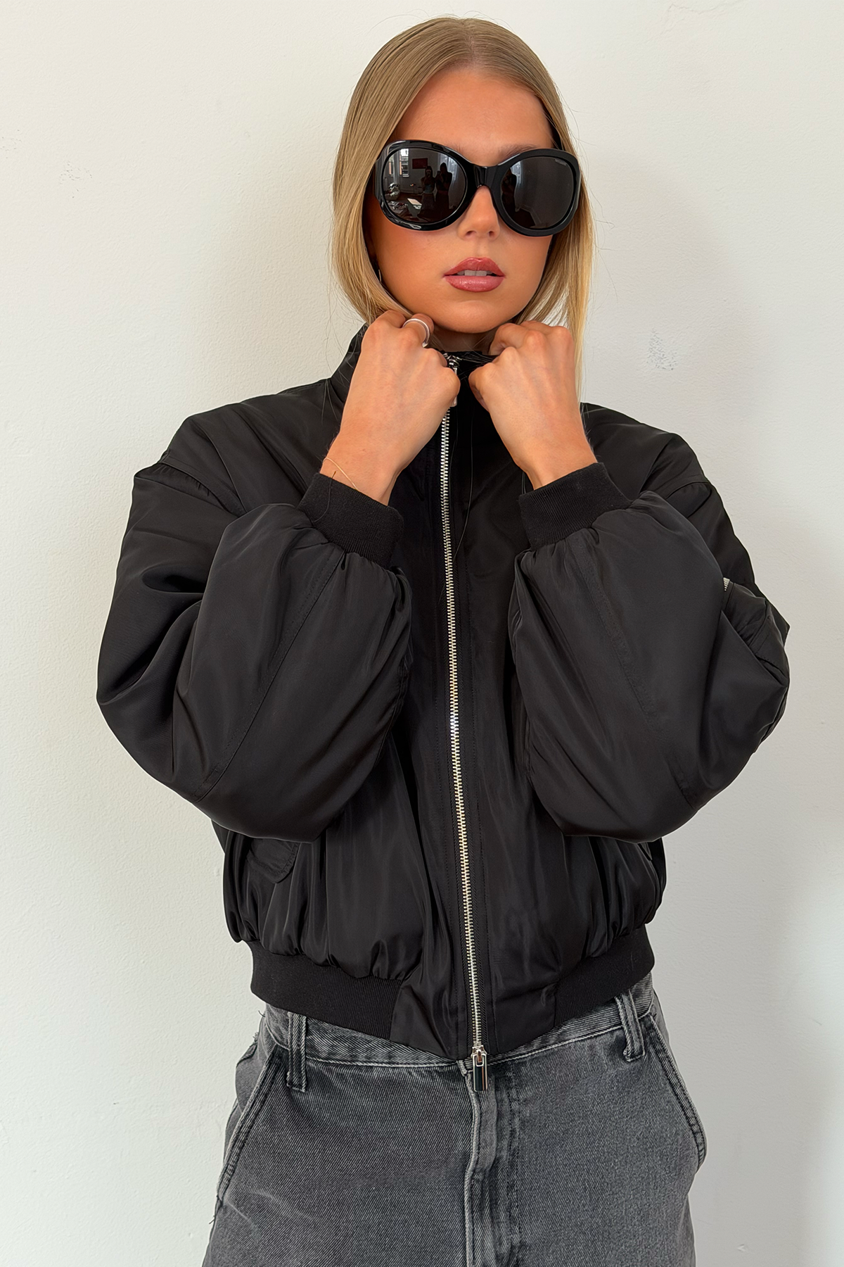 Capsule Bomber Jacket HNTR THE LABEL