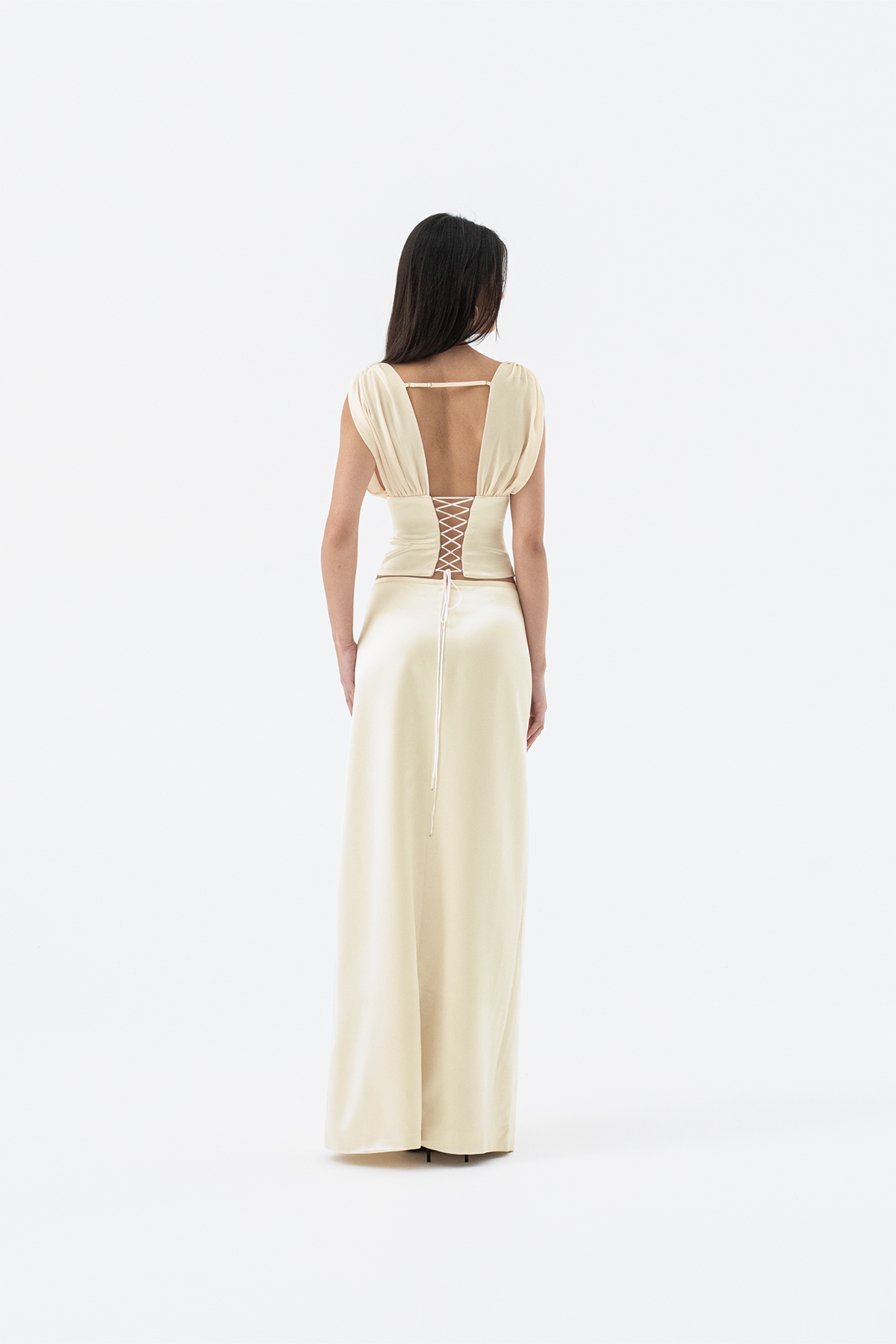 KAIA GOWN | CHAMPAGNE HNTR THE LABEL
