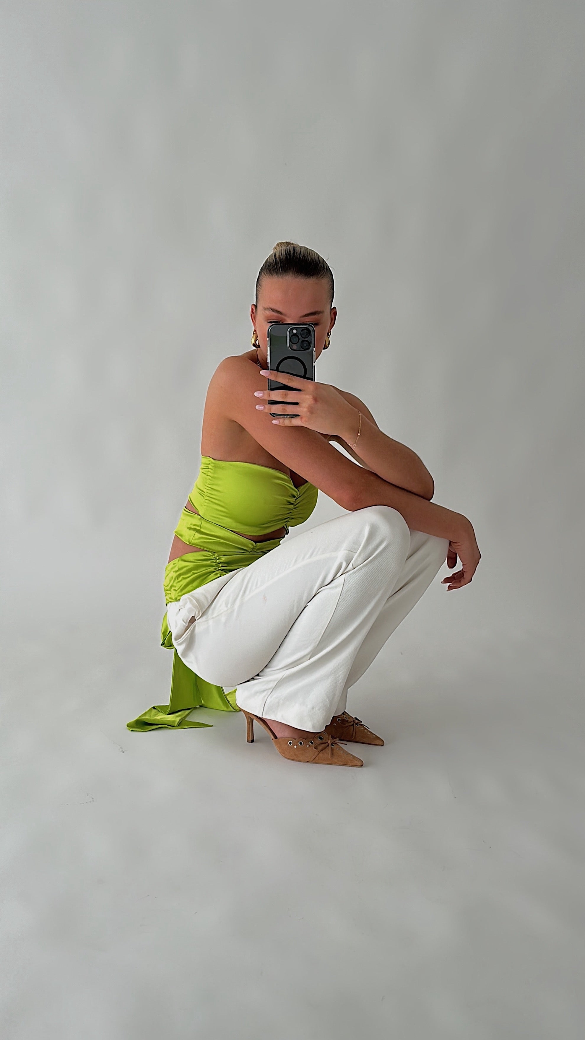 SLOANE TOP: LIME