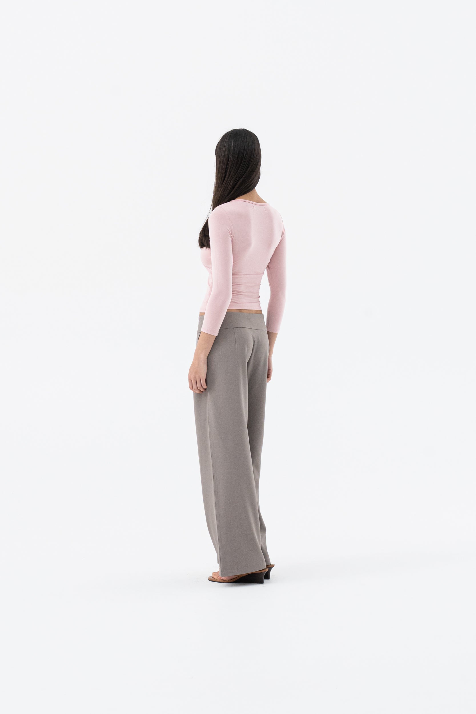 SOF LOW RISE PANT | GREY HNTR THE LABEL
