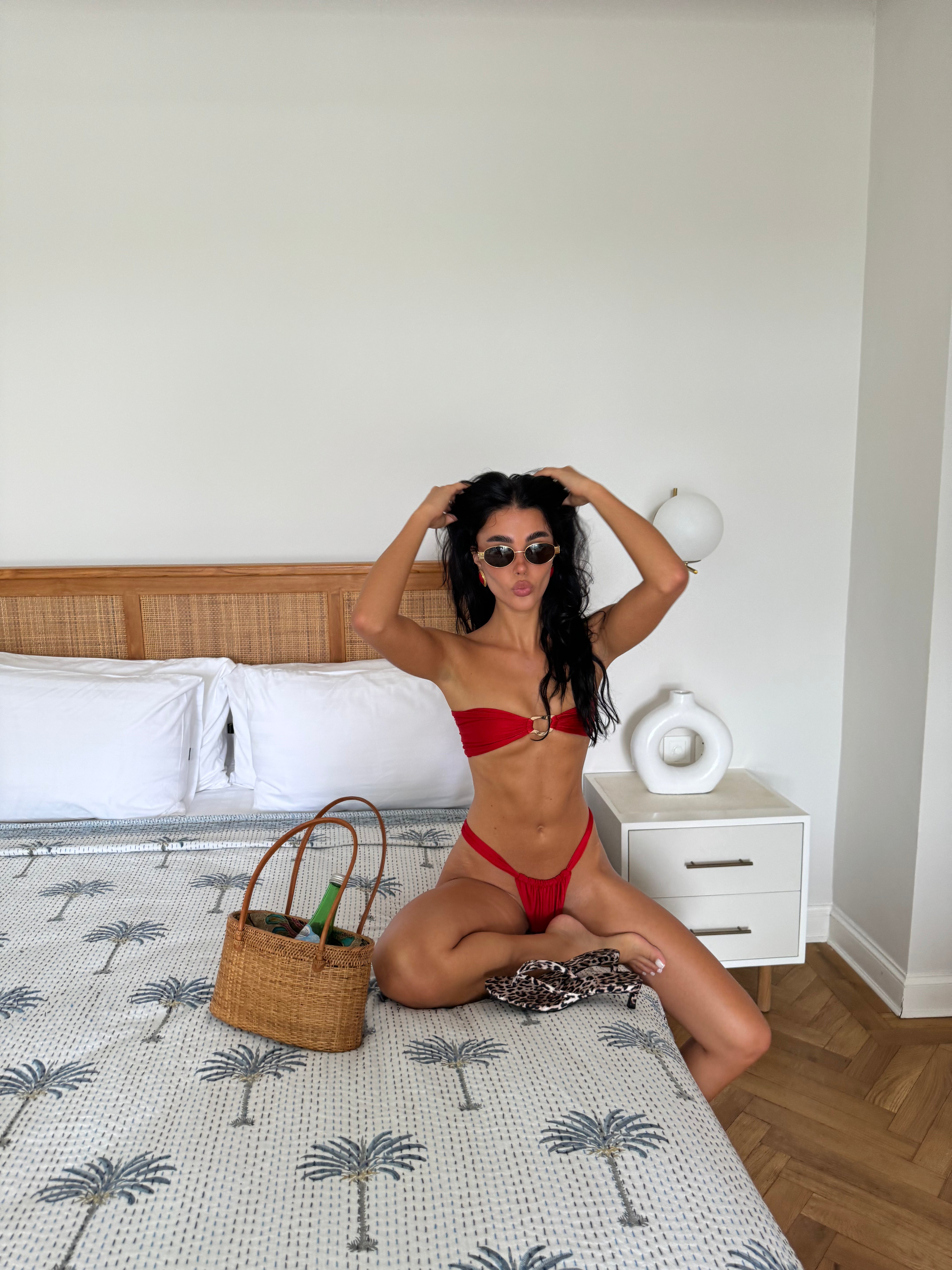 Avah Bandeau | Red