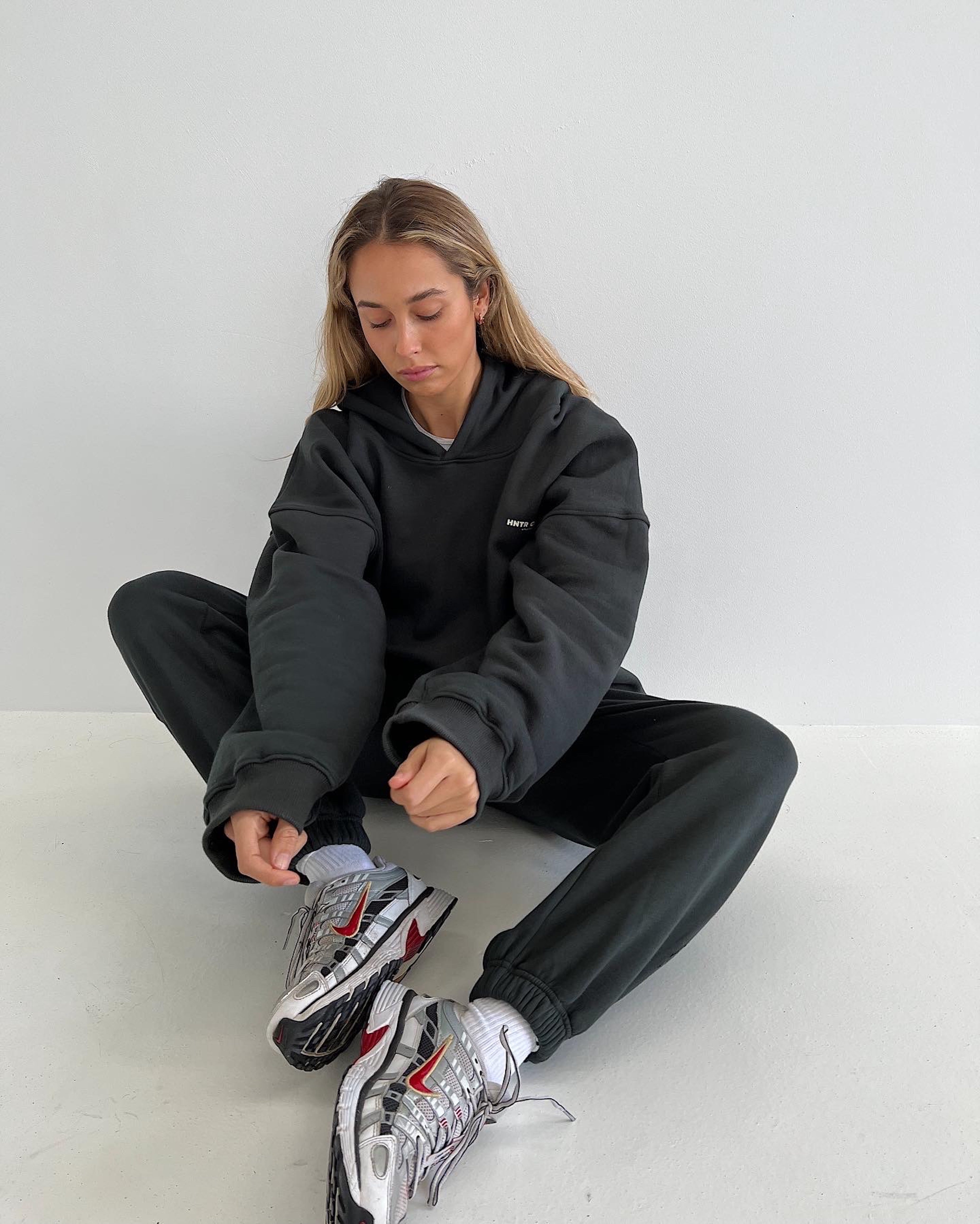 CLASSIC HNTR TRACKPANT: charcoal