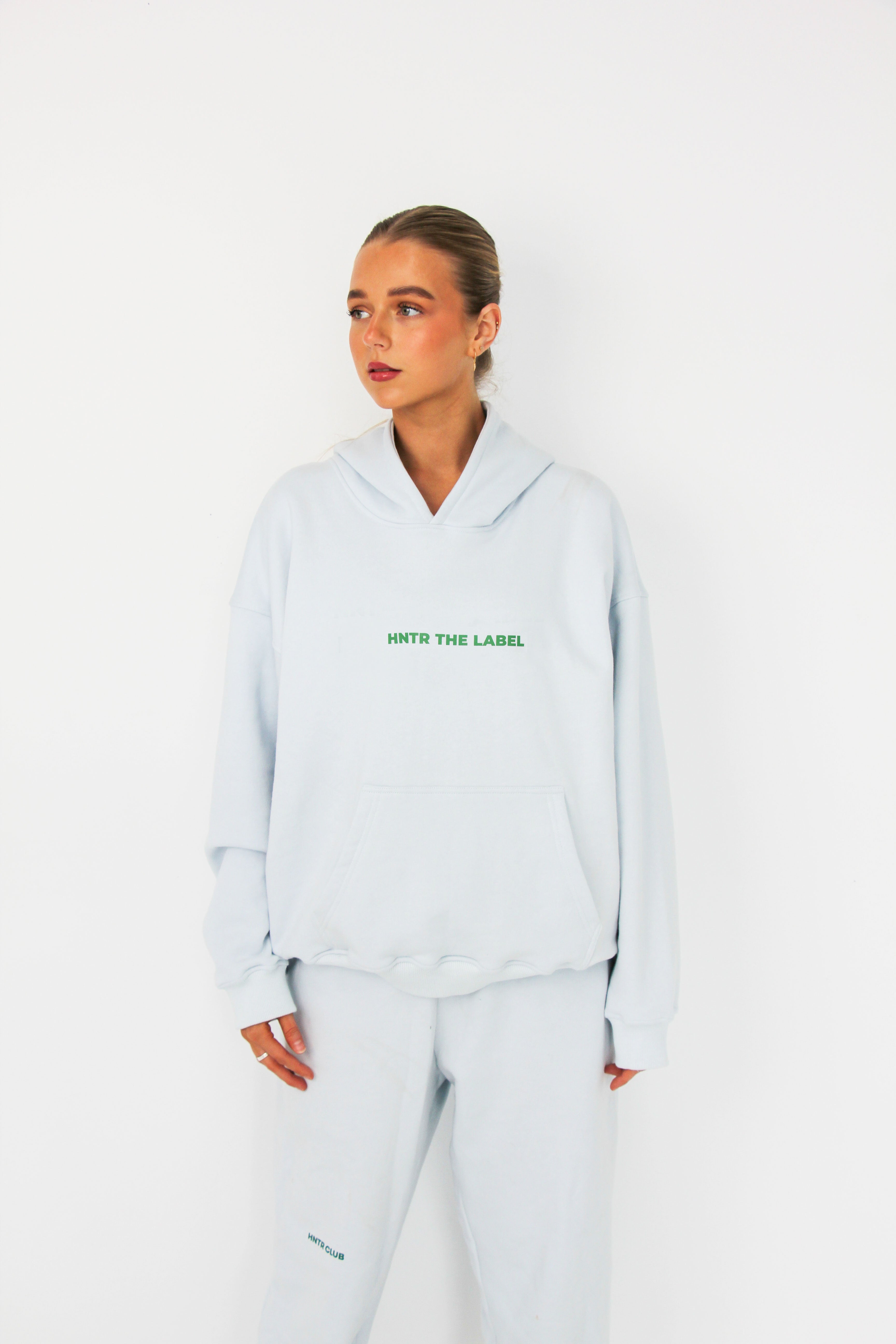 QUOTE PUFF HOOD: baby blue